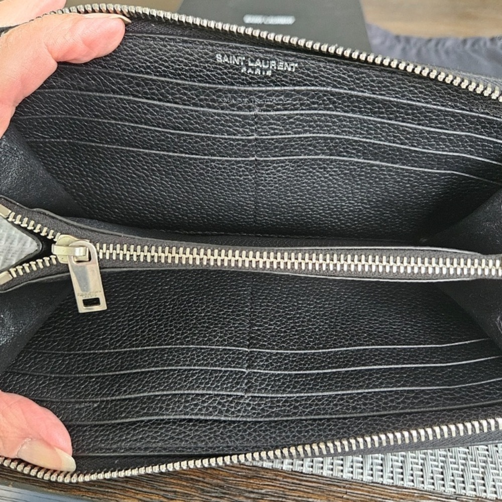 EUC YSL All Inclusive Grain De Poudre Zip Around Wallet - Picture 4 of 14